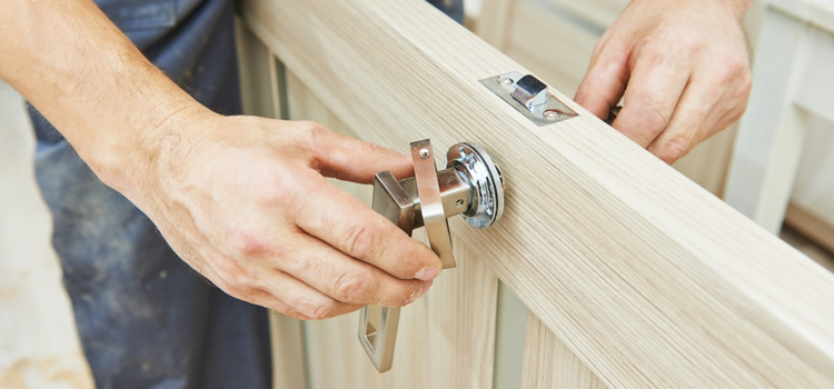 interior door repair Country Club